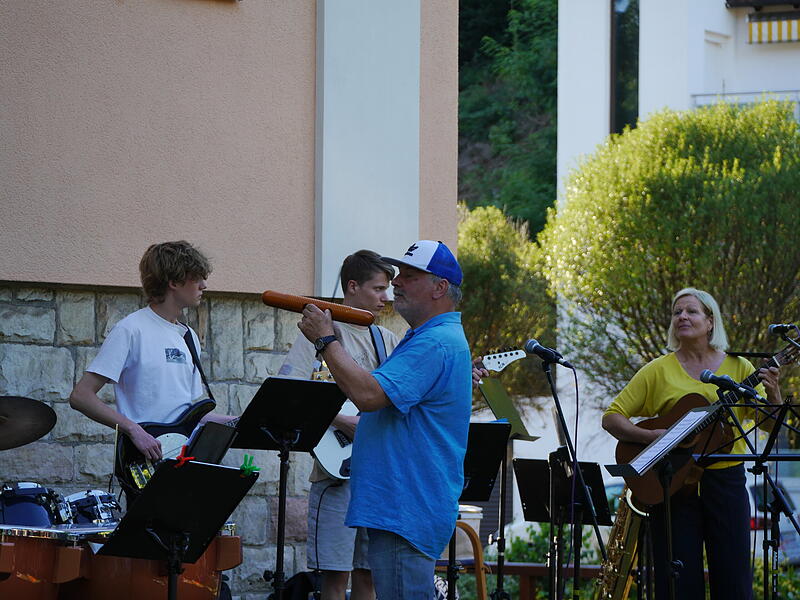 PicknickdeckenkonzertPicknickdeckenkonzert Musik an der Sinn in Bad Brückenau