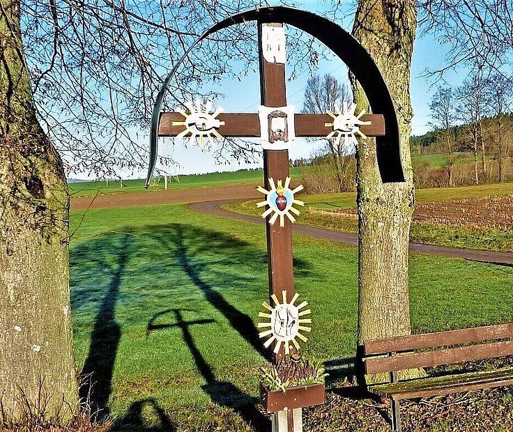 Das Fünfwundenkreuz bei Glosberg