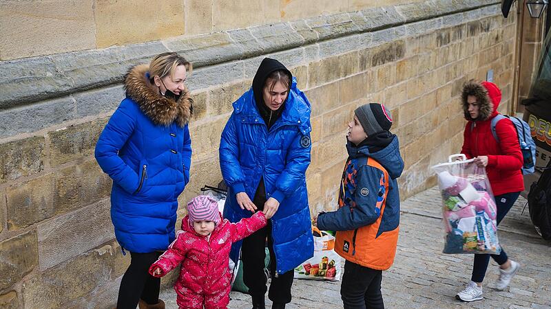 Am Sonntag kamen sieben M&uuml;tter mit 13 Kindern aus der Ukraine in Kloster Banz an. Sie wurden inzwischen in der Gemeinde Altenkunstadt untergebracht.