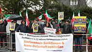 Mitglieder des Nationalen Widerstandsrats Iran protestierten in der vergangenen Woche vor der iranischen Botschaft in Berlin gegen die Hinrichtung eines Demonstranten.