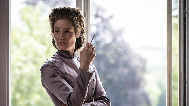 Vicky Krieps als Kaiserin von &Ouml;sterreich