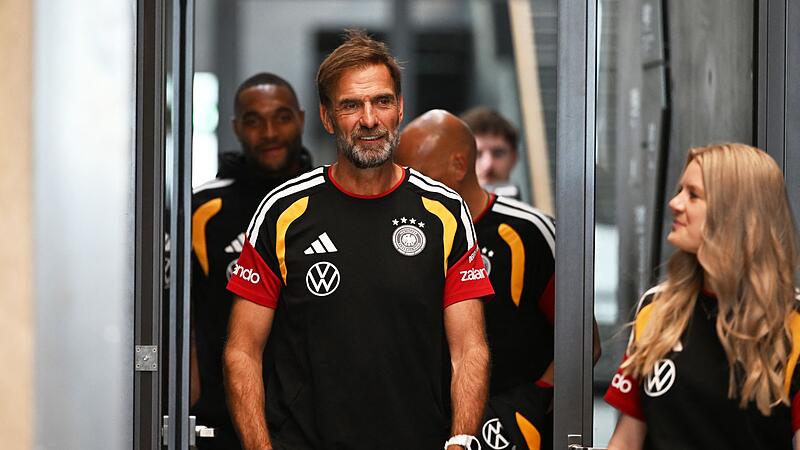 Fu&szlig;ball-Nationalmannschaft - Pressekonferenz