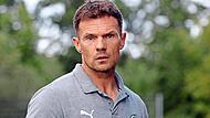 Nach der verdienten Niederlage in Hof fordert DJK-Coach Carsten N&uuml;&szlig;lein eine Reaktion am Freitag im Heimspiel gegen die SpVgg Weiden. sportpress