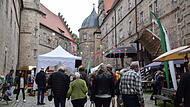 Rosenmesse 2026 in Kronach: Die sch&ouml;nsten Bilder von der Festung RosenbergViele Bilder: Die Rosenmesse auf der Festung Rosenberg bezaubert
