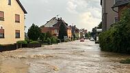 Die Bamberger Straße stand bis zu einem halben Meter tief unter Wasser.