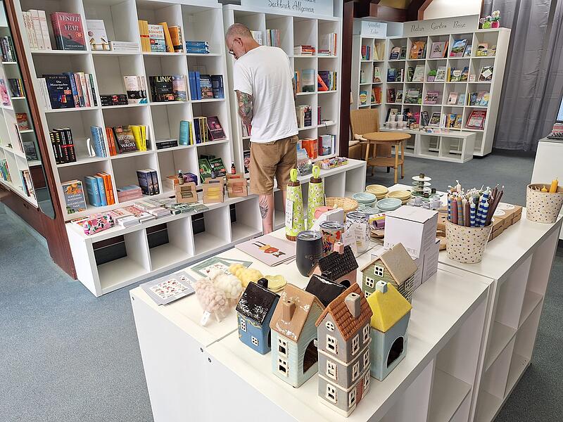 Neueröffnung Buchhandlung Schöningh in Bad Brückenau Neueröffnung Buchhandlung Schöningh in Bad Brückenau