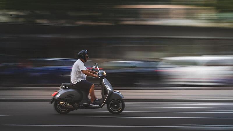 "Zu betrunken für Rollerfahrt": Fahrer mit 1,6 Promille gestürzt "Zu betrunken für Rollerfahrt": Fahrer mit 1,6 Promille gestürzt