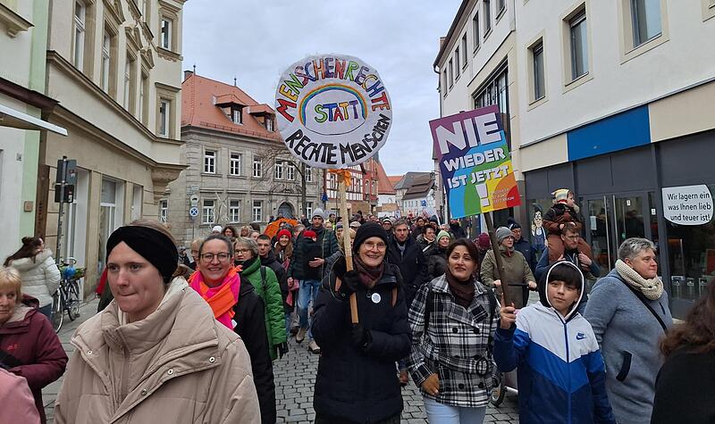 Demo f&uuml;r Demokratie in ForchheimDemo f&uuml;r Demokratie in Forchheim