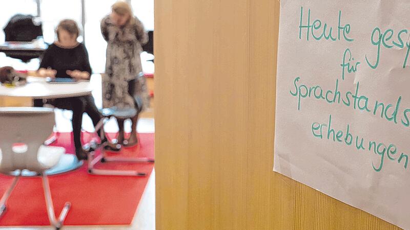 Mit verpflichtenden Sprachstandserhebungen soll in Bayern fr&uuml;hzeitig vor der Einschulung auf Sprachdefizite reagiert werden.