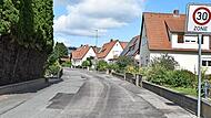 Der Stadtrat beschäftigte sich auch mit der Vergabe von (Straßen-) Bauleistungen. Der Stadtrat beschäftigte sich auch mit der Vergabe von (Straßen-) Bauleistungen.