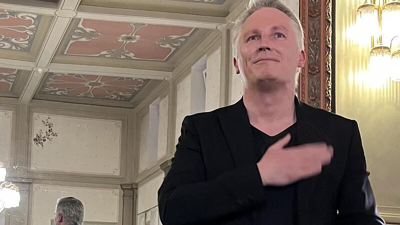 Max Urlacher pr&auml;sentiert einige der sch&ouml;nsten Sonetten, Monologe und Dialoge William Shakespeares.