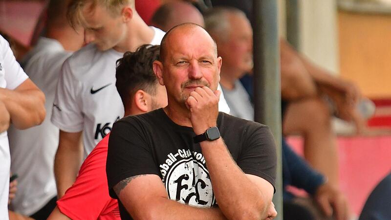 Der Lichtenfelser Trainer Oliver M&uuml;ller war mit der Leistung seiner Mannschaft in Unterpleichfeld nicht zufrieden.