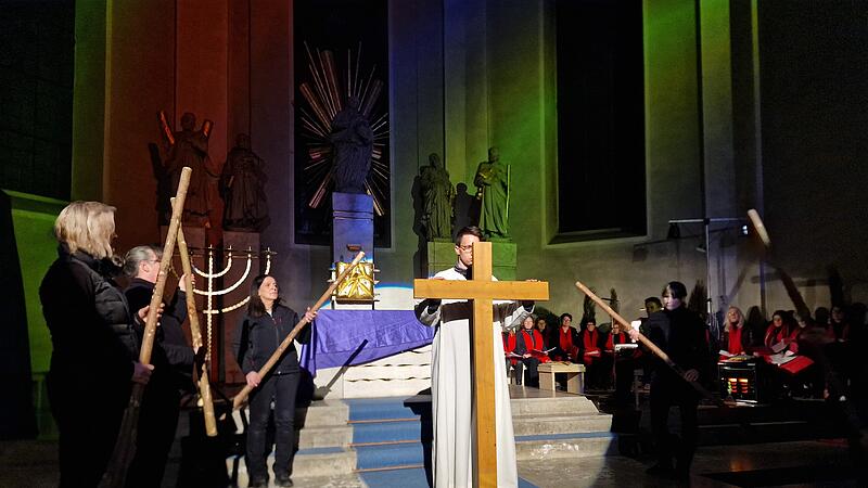 All-In Gottesdienst in der Stadtpfarrkirche Bad BrückenauAll-In Gottesdienst in der Stadtpfarrkirche Bad Brückenau