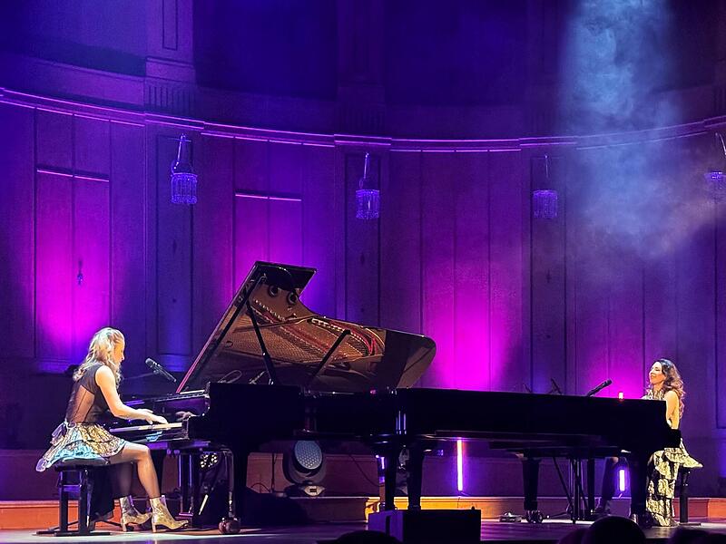 Die Queenz of Piano spielten beim Kissinger Winterzauber im Max-Littmann-Saal.