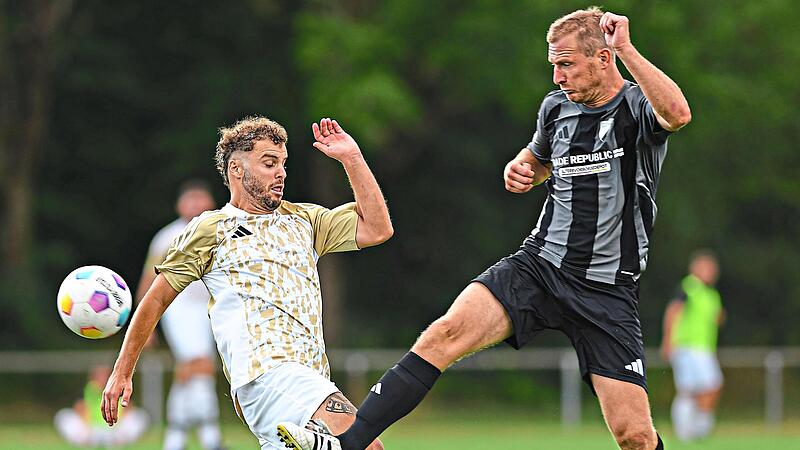 Kein Sieger im Kreisliga: Der FC Zeil und Simon Rambacher (links) trennten sich mit 2:2 vom SV Fatschenbrunn und Alexander Derra. Ryan Evans