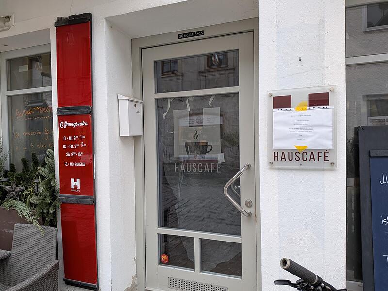 Hauscafé ForchheimForchheim & Fränkische Schweiz Seit Oktober ist das Hauscafé in der Forchheimer Apothekenstraße geschlossen. Nun steht ein Wiedereröffnungstermin fest.