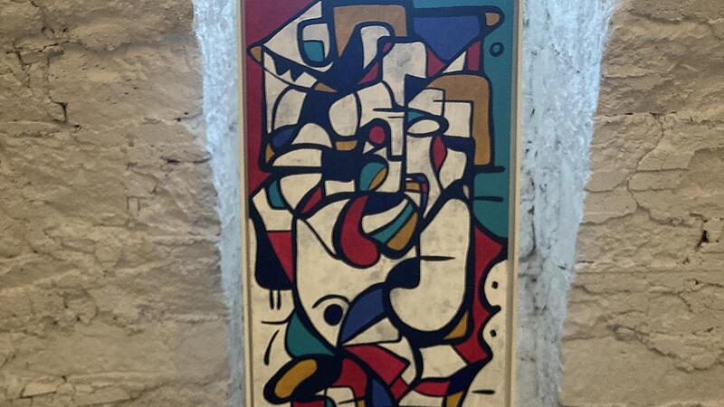 „Sex on the beach“ (Acryl auf Leinwand) ist das hintere Kunstwerk  benannt.