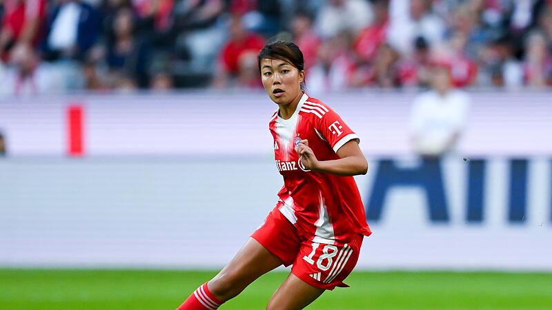 Momoko Tanikawa Momoko Tanikawa