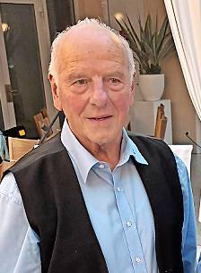 Für zehn Jahre Vorstandsarbeit im VdK wurde Martin Back ausgezeichnet. Für zehn Jahre Vorstandsarbeit im VdK wurde Martin Back ausgezeichnet.