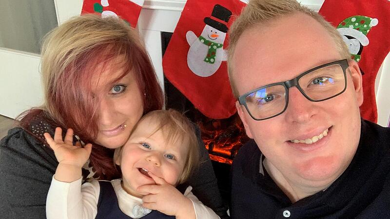 Emely und Holger Reinlein aus Lichtenfels freuten sich 2021 &uuml;ber das erste Jahr mit ihrem Sohn Harvey.