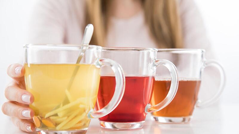 Unges&uuml;&szlig;ter Tee, Gem&uuml;sebr&uuml;he und Wasser werden f&uuml;r Redakteurin Stefanie Gleixner ein wichtiger Bestandteil in den n&auml;chsten zehn Tagen.