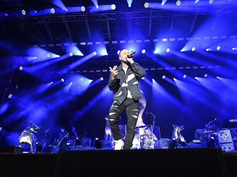 HUK-Coburg-Open-Air-Sommer 2023: Vom Rapper Kontra K waren viele überrascht. „Das Konzert war gigantisch“, sagt Gaby Heyder vom Veranstaltungsservice Bamberg. HUK-Coburg-Open-Air-Sommer 2023: Vom Rapper Kontra K waren viele überrascht. „Das Konzert war gigantisch“, sagt Gaby Heyder vom Veranstaltungsservice Bamberg.