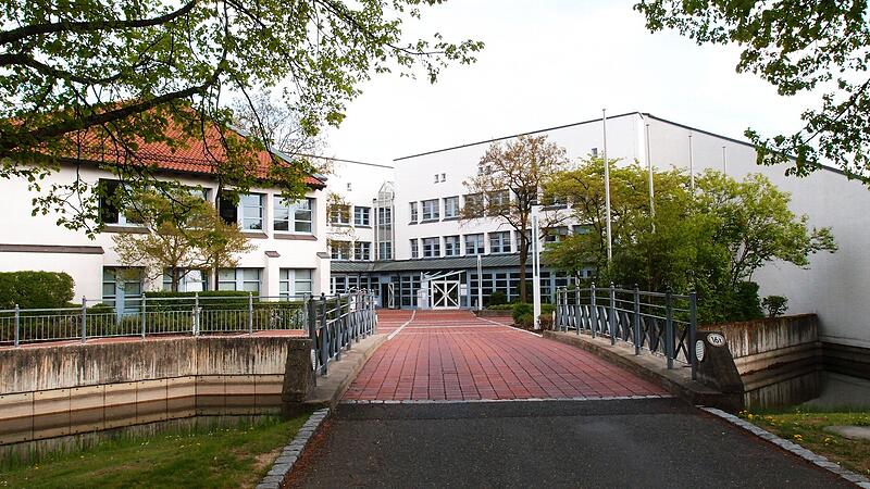 l_P4235290_Landratsamt