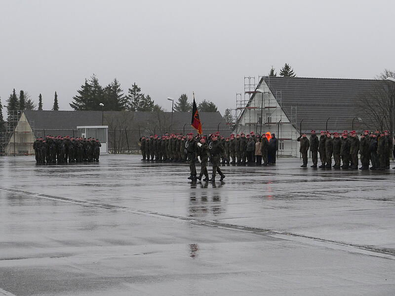 Übergabe Bereich Truppenübungsplatzkommandantur Süd von Oberstleutnant Rainer Hoch an Oberstleutnant Torsten Reinhardt.Kommandoübergabe Wildflecken von Oberstleutnant Rainer Hoch an Oberstleutnant Torsten Reinhardt Übergabe Bereich Truppenübungsplatzkommandantur Süd von Oberstleutnant Rainer Hoch an Oberstleutnant Torsten Reinhardt.