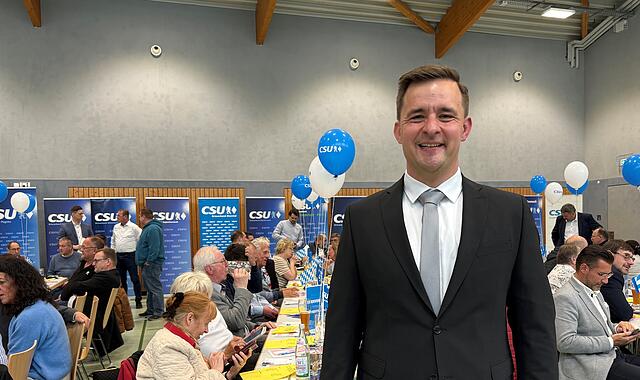 Jetzt ist es offiziell: Lars Peetz will für die CSU den Landratstitel zurückholen.
