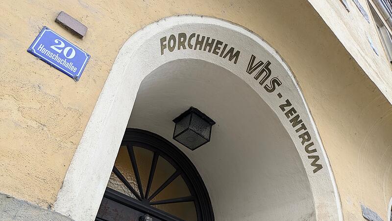 Die VHS in Forchheim: Ihre Kurspl&auml;tze sind mitunter schnell vergriffen.