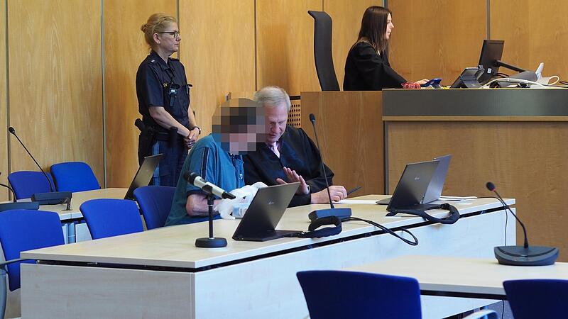 Wegen schweren sexuellen Missbrauchs an einer Minderjährigen muss sich ein 55-jähriger Mann vor dem Landgericht Coburg verantworten. Er gab zu, vor fünf und drei Jahren die damals 12-Jährige mehrfach unsittlich berührt zu haben. Der frühere Freund der Mutter belästigte die junge Frau über mehrere Jahre hinweg