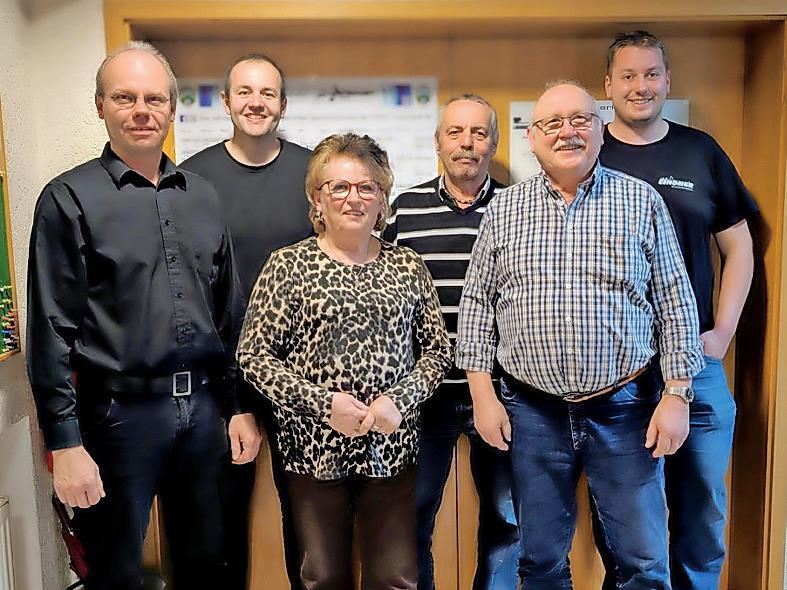 SPD-Kandidaten in Pottenstein (v.l.): Oliver Gmelch, Alexander Redel, Waltraud Gmelch, Werner Knoll, Siegfried Redel und Jan Linhardt.