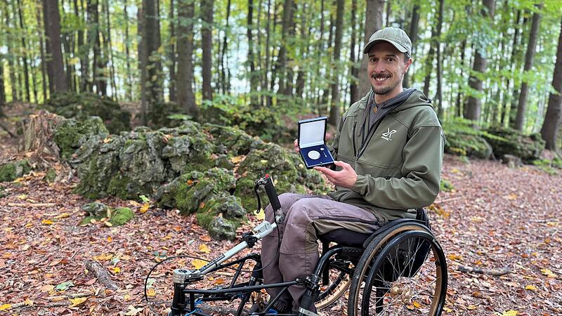 Trotz Einschränkung verbringt Dominik Herrmann gerne Zeit in der NaturForchheim & Fränkische Schweiz Trotz Einschränkung verbringt Dominik Herrmann gerne Zeit in der Natur.