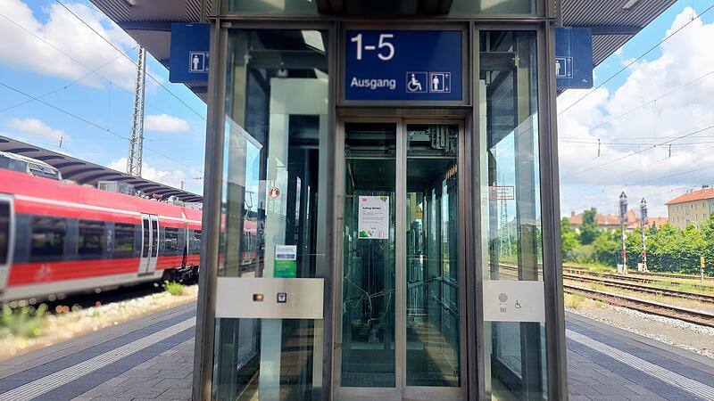Bahnhof Bamberg defekter Aufzug Bereits seit mehreren Monaten sind die Aufzüge an Gleis sechs und acht sowie an Gleis eins und Ausgang defekt.