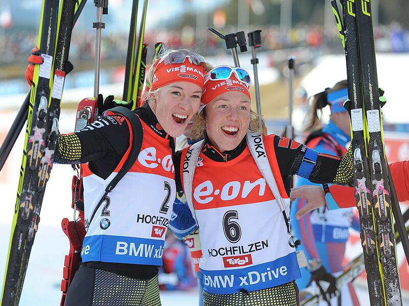 Maren Hammerschmidt (l) und Laura Dahlmeier
