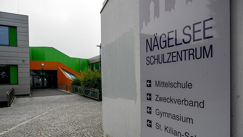 In der Nähe des Schulzentrum Nägelsee in Lohr am Main ist es jetzt auch noch zu einem Vorfall unter Schülern  mit einem  Messer gekommen.