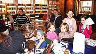 Im Rahmen des Kinderprogramms erfreute sich das Schminken vor allem bei den Mädchen großer Beliebtheit.