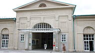 Haupteingang zur Brunnen- und Wandelhalle in Bad Kissingen