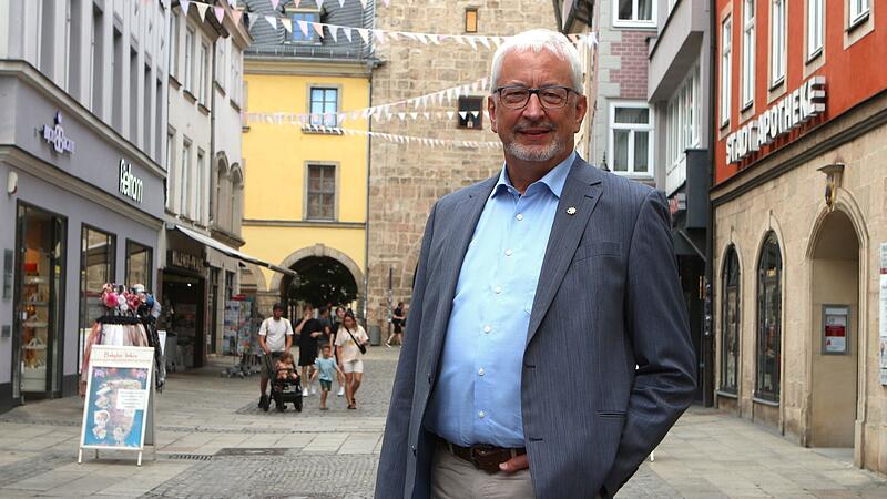 Udo Skrzypczak ist scheidender Präsident der Bayerischen Bereitschaftspolizei. Mit 64 Jahren geht er nun in den Ruhestand. Ein Blick auf die Karriere des Coburger. Udo Skrzypczak ist scheidender Präsident der Bayerischen Bereitschaftspolizei. Mit 64 Jahren geht er nun in den Ruhestand. Ein Blick auf die Karriere des Coburger.