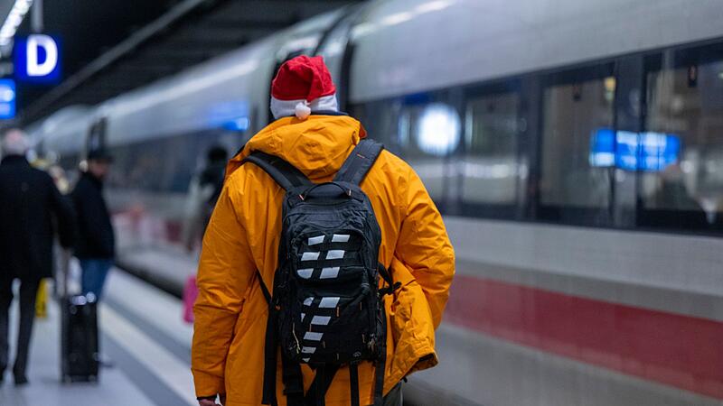 Reiseverkehr vor Weihnachten - Berlin Reiseverkehr vor Weihnachten - Berlin