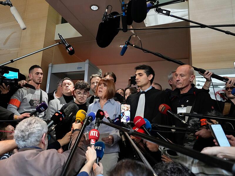 Gis&egrave;le Pelicot beim Missbrauchsprozess in Avignon