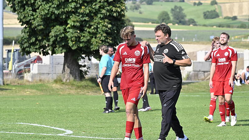 Meeders Trainer Mario Lochmann lobt die Entwicklung von Justus Bohl.