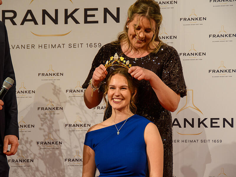 Fr&auml;nkische Weink&ouml;nigin 2026Fraenkische Weink&ouml;nigin