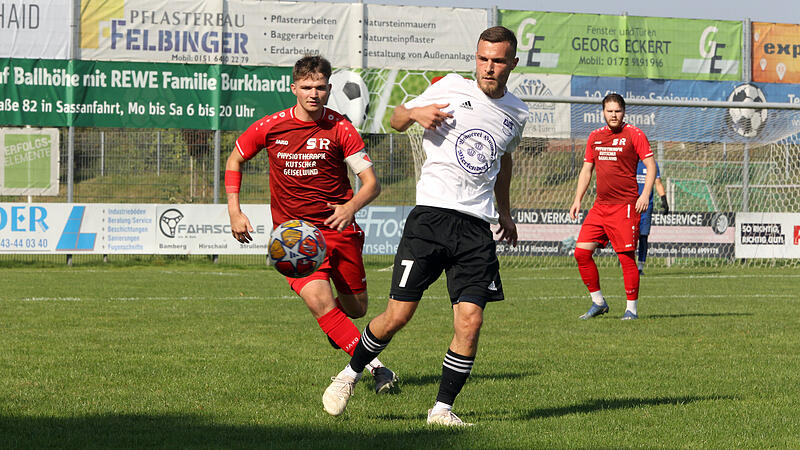 Das Kapit&auml;nsduell erlebt seine Neuauflage: Kevin Schlichts (rechts) Sassanfahrter empfangen die Reichmannsdorfer um Sebastian Lorz. Dem ASV steht jedoch eine Doppelschicht bevor.
