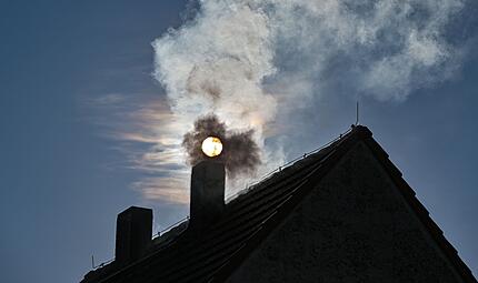 Kommunale Wärmeplanung ForchheimForchheim & Fränkische Schweiz Wie heizen Forchheims Einwohner heute – und in Zukunft? Mit der kommunalen Wärmeplanung will die Stadt Licht ins Dunkel bringen. Und die Heizwende vorantreiben.