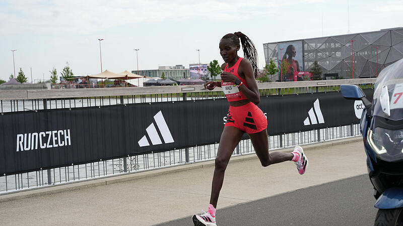 Agnes Ngetich Adidas Lauf