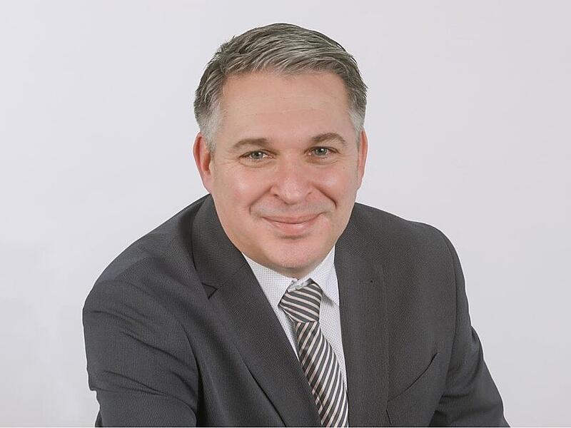 Coburger Landratswahl 2026: Carsten Höllein (SPD) fordert Amtsinhaber Sebastian Straubel (CSU) heraus.