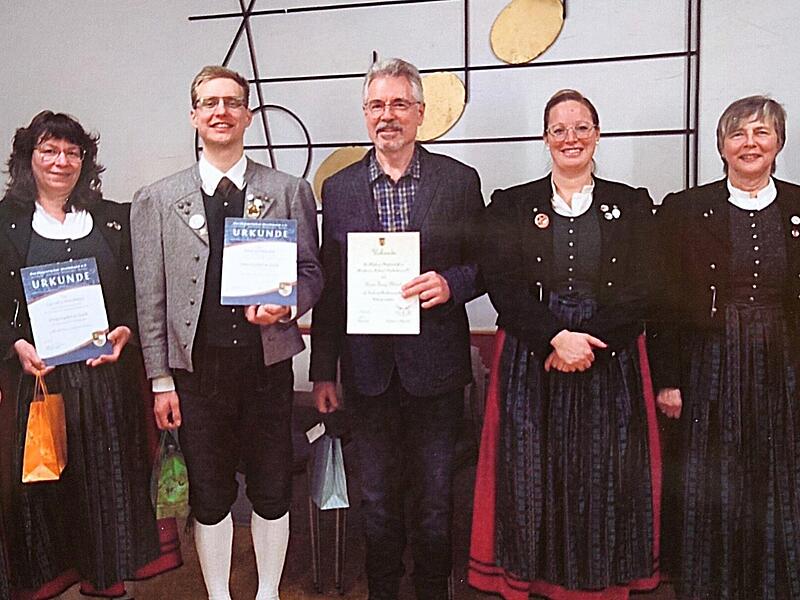Der Musikverein &bdquo;Frohsinn Frankenbrunn&ldquo; ehrt langj&auml;hrige Mitglieder.