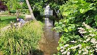 Der M&uuml;hlgraben im Siebener-Park soll Teil und einer der Attraktionen des Wasserwegs werden.