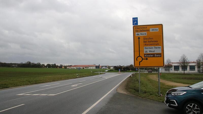Am sogenannten Rommel-Kreisel würde die Nord-Ost-Tangente abzweigen, um an der Autobahn entlang zu führen und an den Horsdorfer Kreisel anzubinden.
